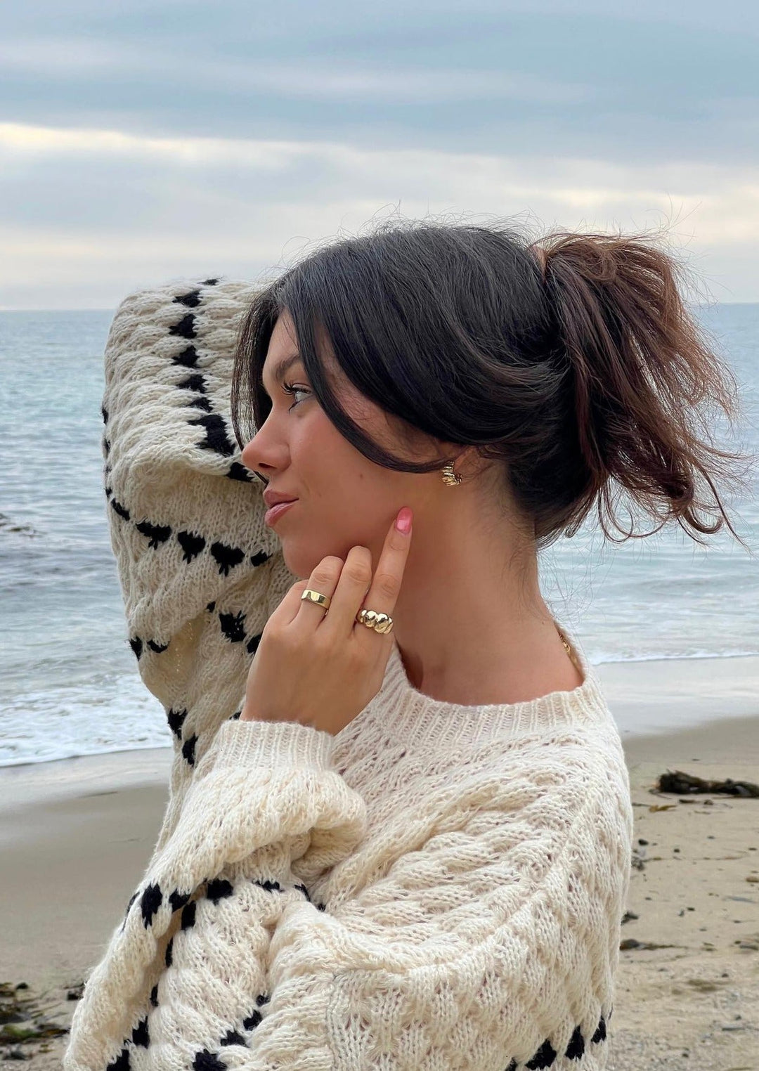 EB | Kräftiger Strickpullover Kontrastierendes Design Warm und Zeitgemäß