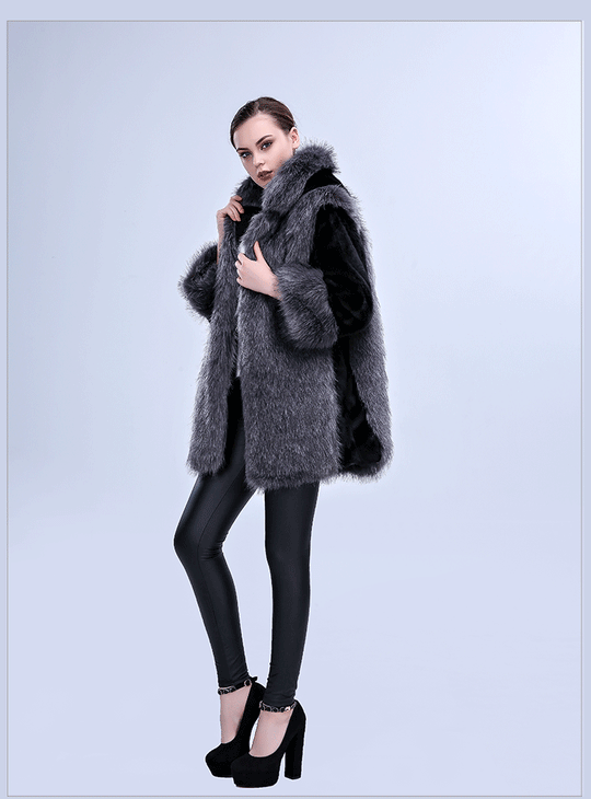 Damen Flauschiger Kunstpelz-Cape mit voluminösem Kragen und seitlichen Taschen EB