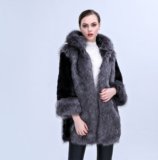 Damen Flauschiger Kunstpelz-Cape mit voluminösem Kragen und seitlichen Taschen EB