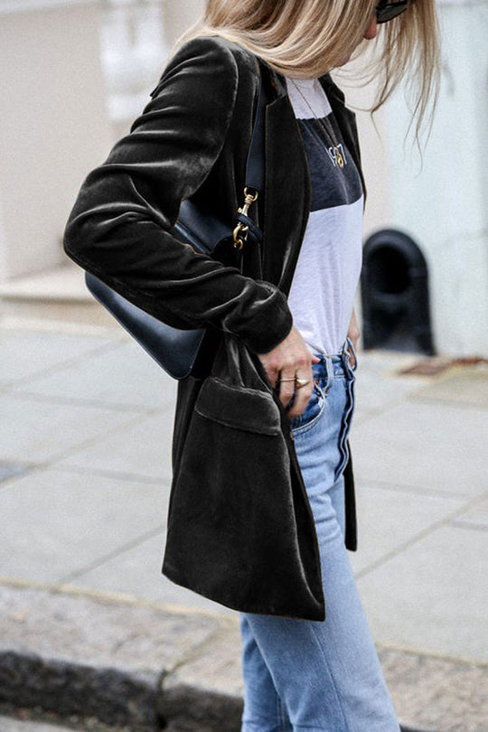 EB | Blazer aus Samt im Streetstyle