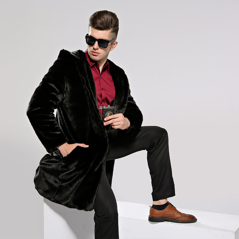 Herren Luxuriöses Kunstpelz-Cape mit voluminösem Kragen und vielseitigem Schnitt EB