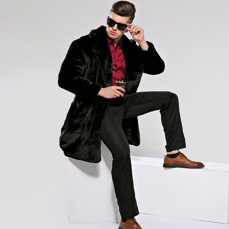 Herren Luxuriöses Kunstpelz-Cape mit voluminösem Kragen und vielseitigem Schnitt EB