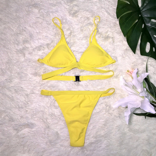 Damen Bikini-Set mit minimalistischem Triangel-Design und verstellbaren Trägern EB