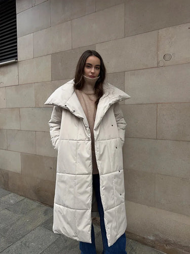EB | Eleganter Wintermantel mit breitem Kragen