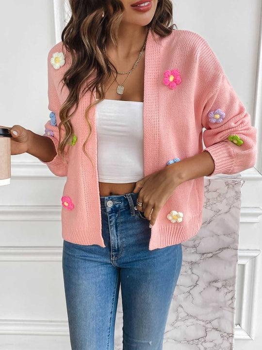 EB | Strickcardigan mit Blütendetails Offene Vorderseite Feminin und Stylisch