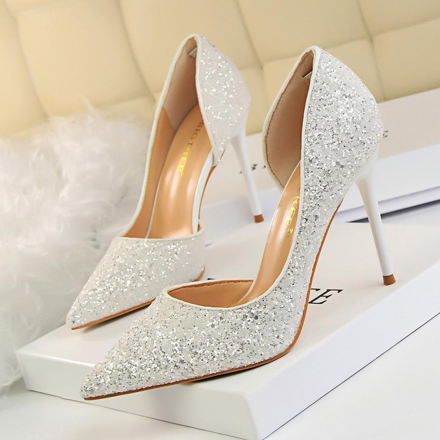 EB | Elegante Glitzernde Nadelabsätze