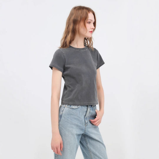 EB | Schillerndes altes kurzes T-Shirt mit Färbung
