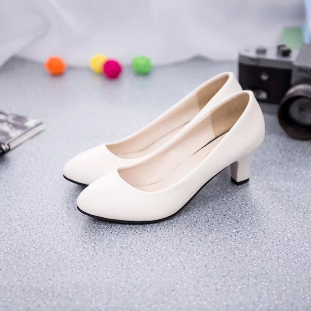 Damen elegante Pumps mit komfortablem Blockabsatz EB