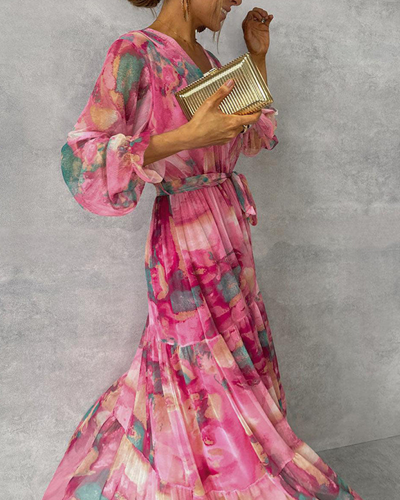 EB | Elegantes Kleid mit Print und Plissiertem Rock