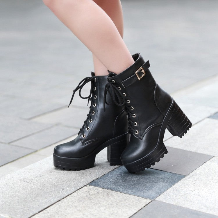 EB | Stiefel mit Schnürung und Schnalle