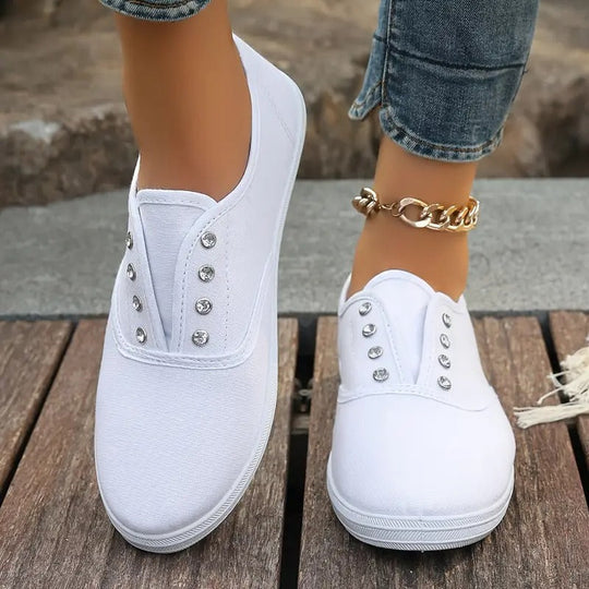 Entspannte Schuhe mit Kristallöse EB EB