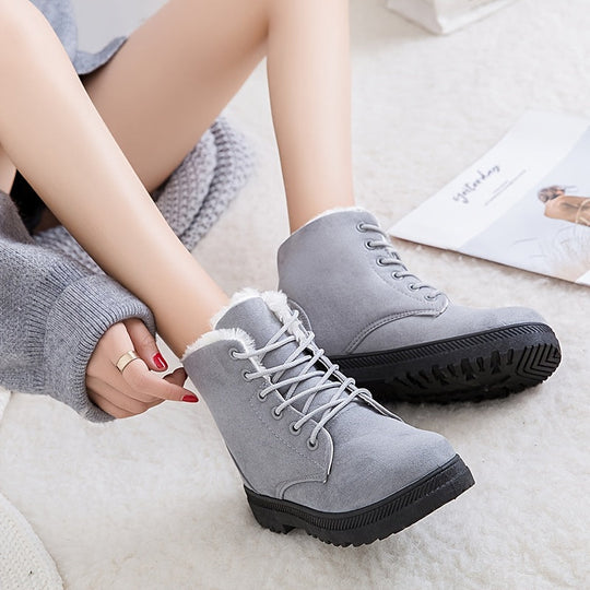 Stylische Schneestiefel mit Fellfutter EB EB