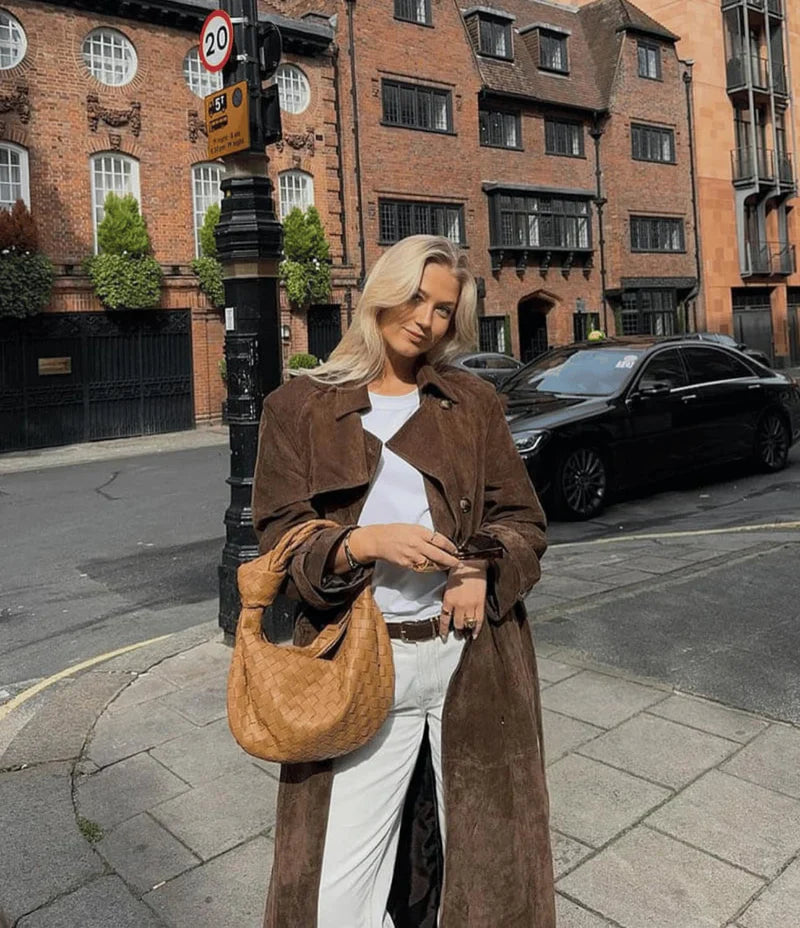 EB | Trenchcoat