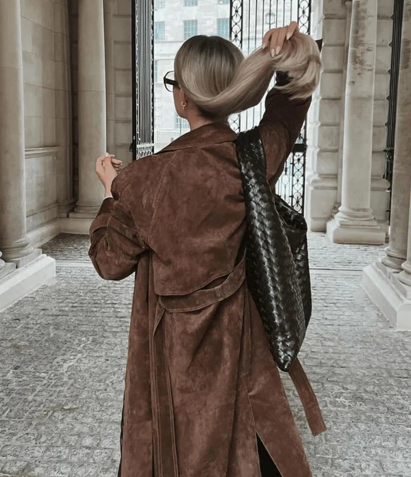 EB | Trenchcoat