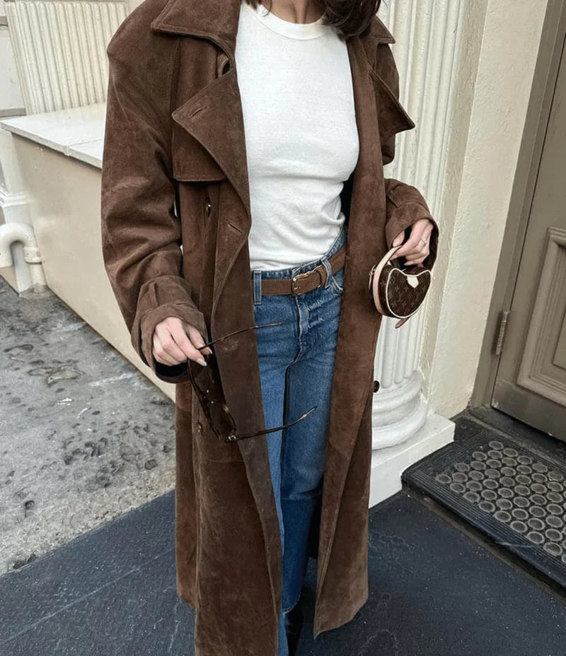 EB | Trenchcoat