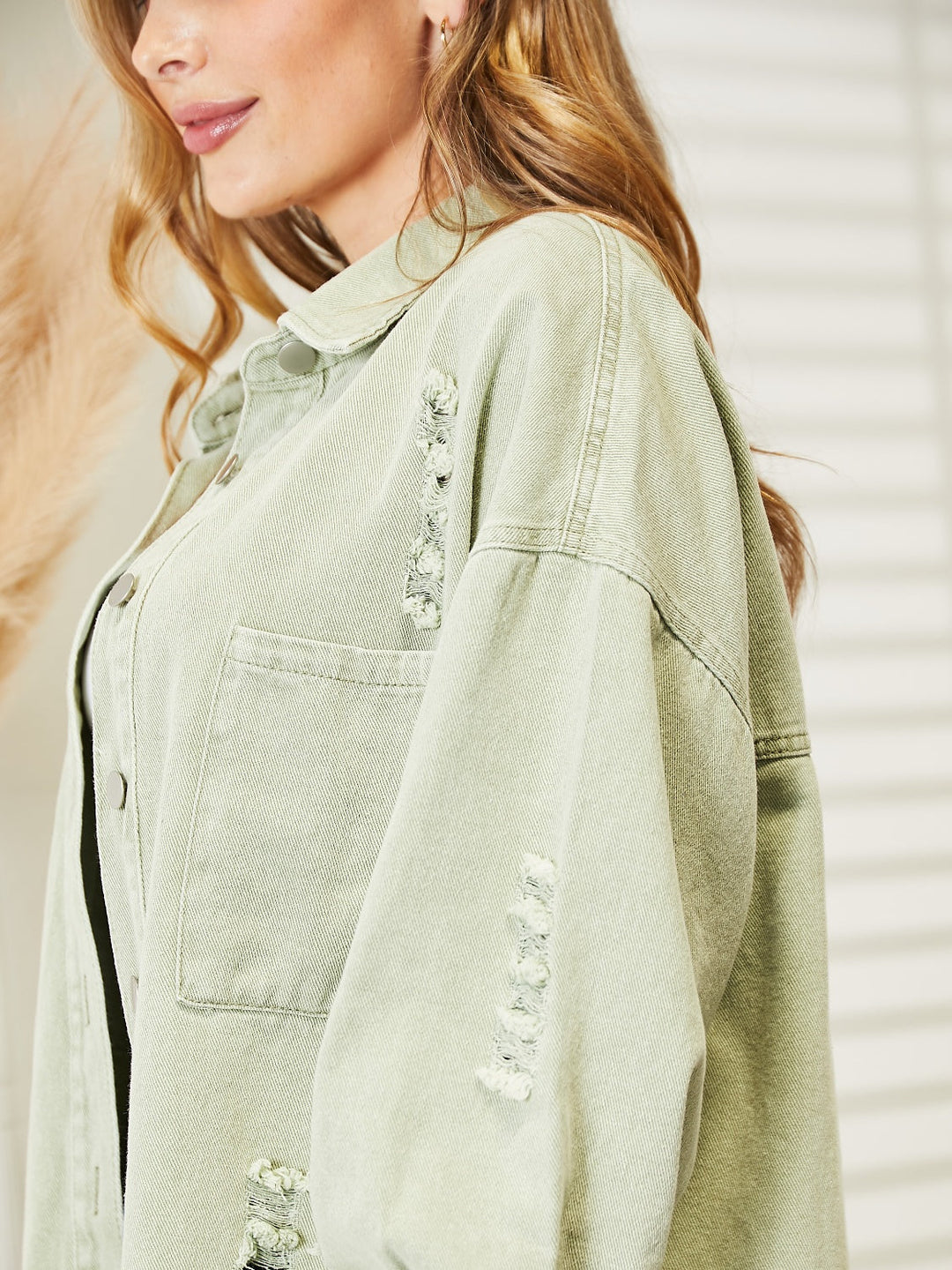 EB | Zerrissene Rohsaum-Denimjacke
