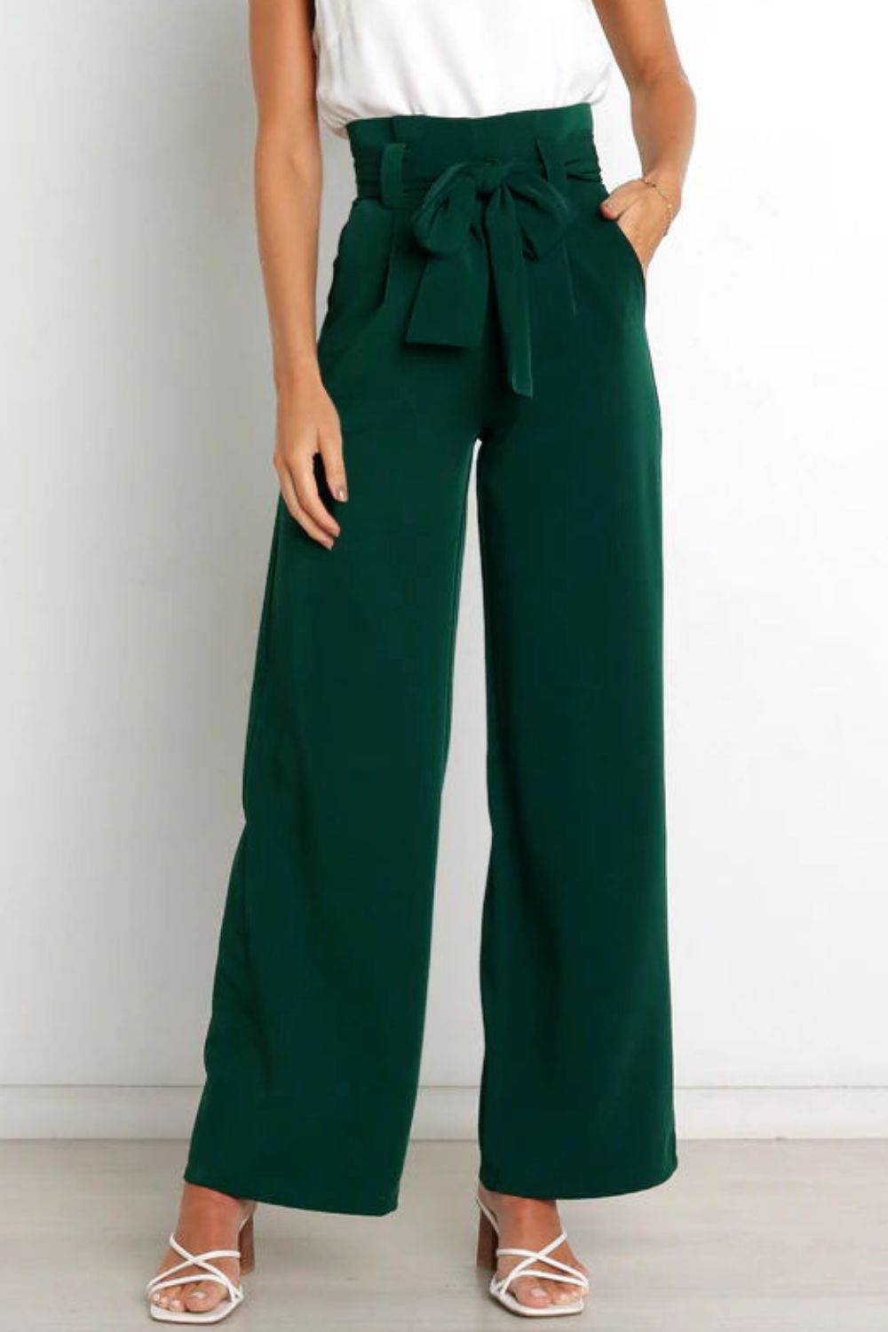 EB | Hohe Taille Paperbag Hose mit Schleifendetail