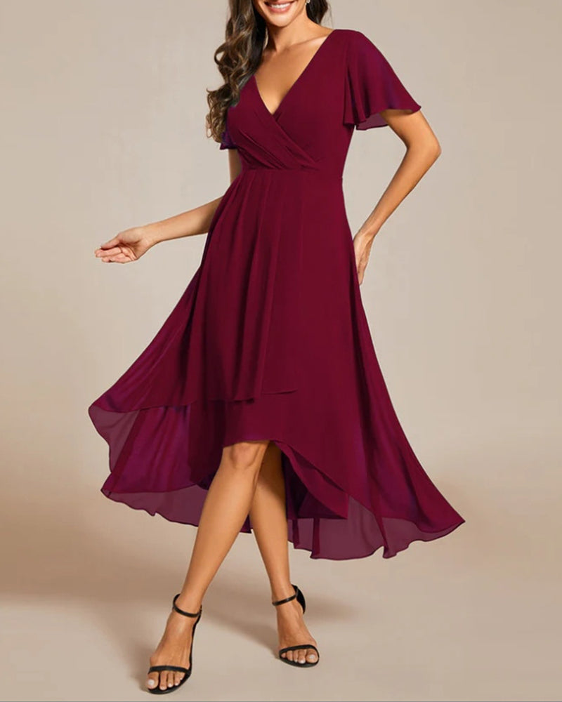 EB | Kleid mit V-Ausschnitt und Rüschenärmeln