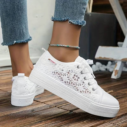 EB | Schicke und Luftige Spitzensneaker