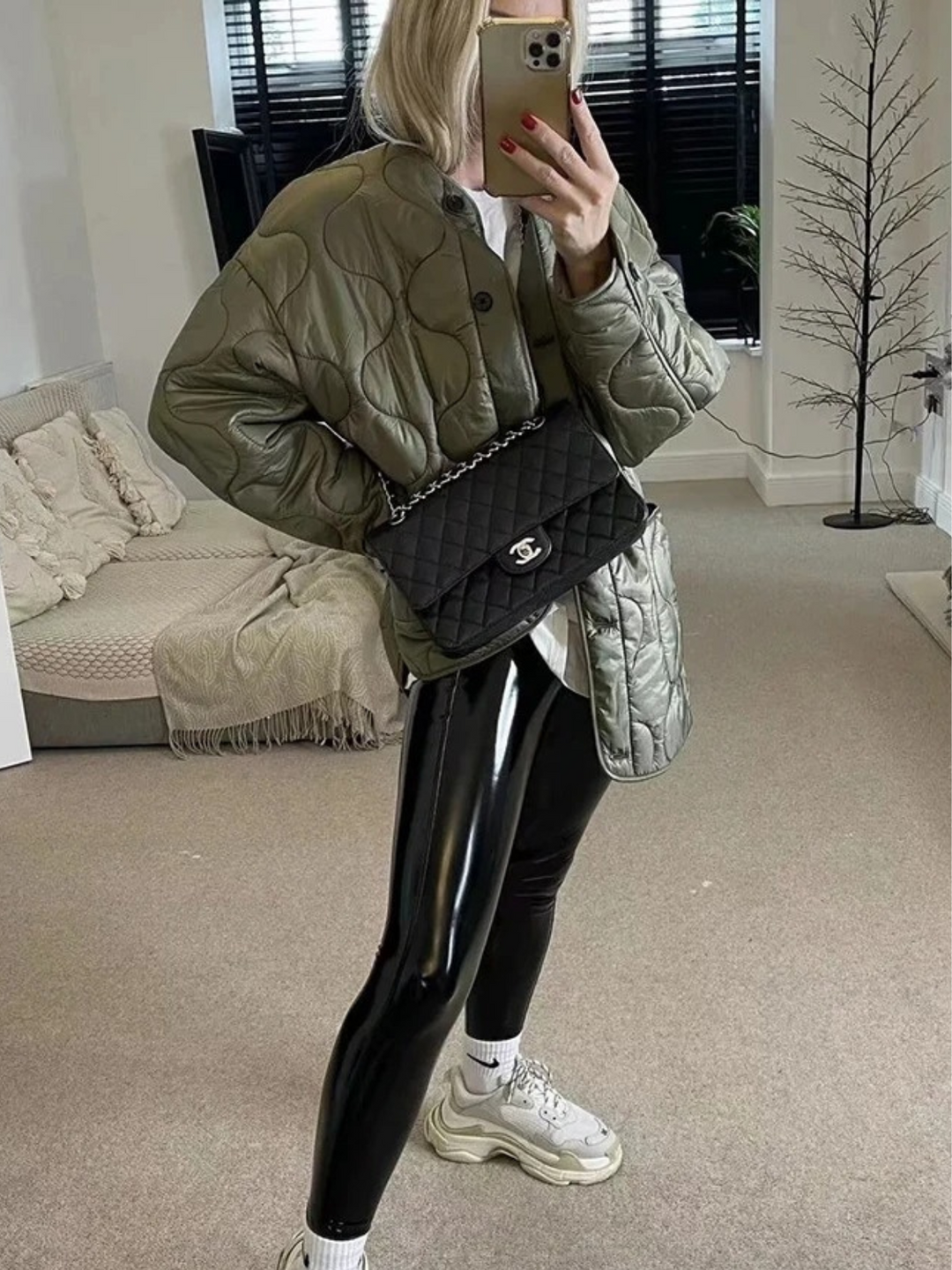 EB | Trendy Olivgrüne Oversized Steppjacke für einen stilvollen Look Ideal für Herbst/Winter