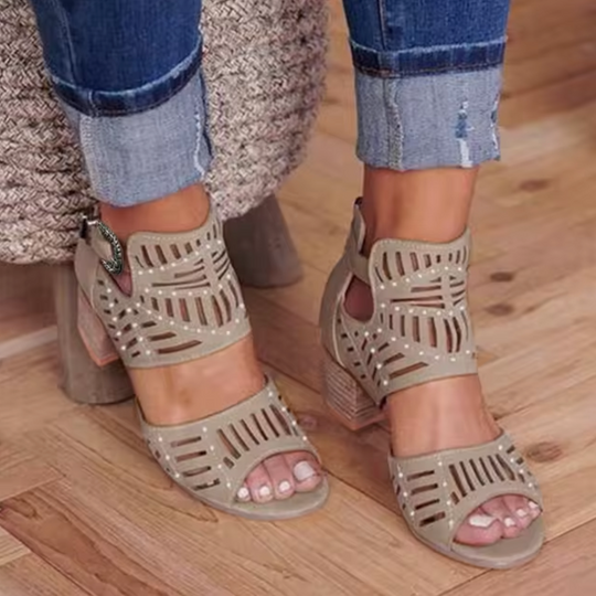 EB | Absatzsandalen mit Vainica