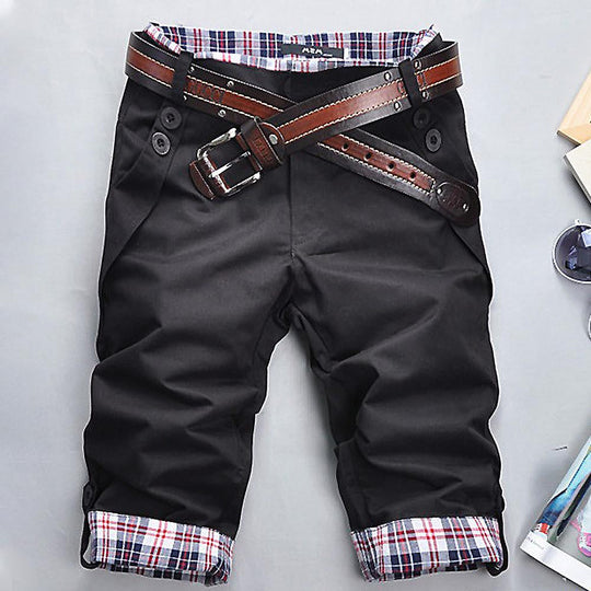 EB – Hochwertige Shorts mit Gürtel und Karomuster