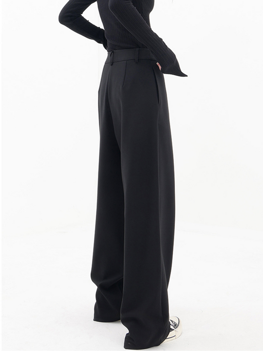 EB | Asymmetrische Baggy-Hose