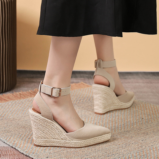 Keilabsatz-Sandalen EB