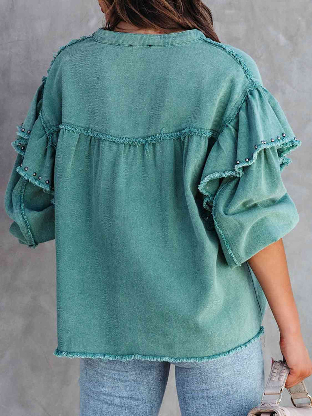 EB | Button Down Raw Hem Denim Jacke
