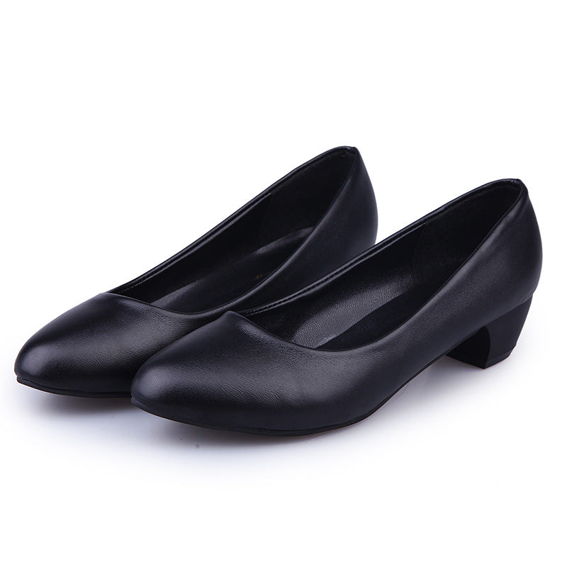 Damen nan klassische Business-Pumps mit niedrigem Blockabsatz und gepolstertem Komfortfußbett EB