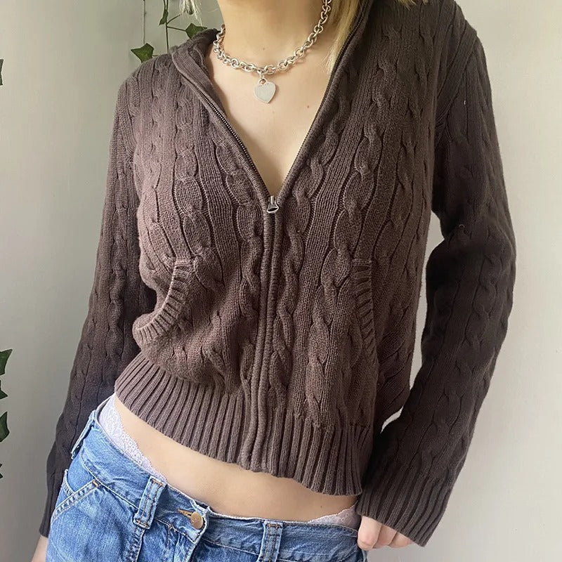 EB | Gemütlicher Kapuzenstrickcardigan mit Knopfleiste Vorne