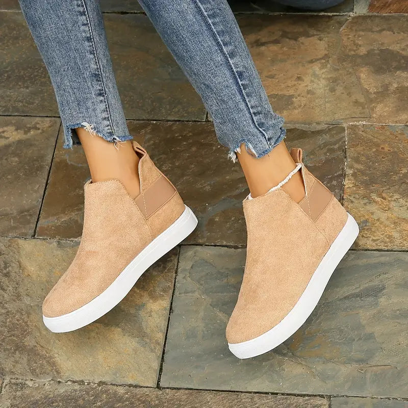 EB | Robuste Damenstiefel