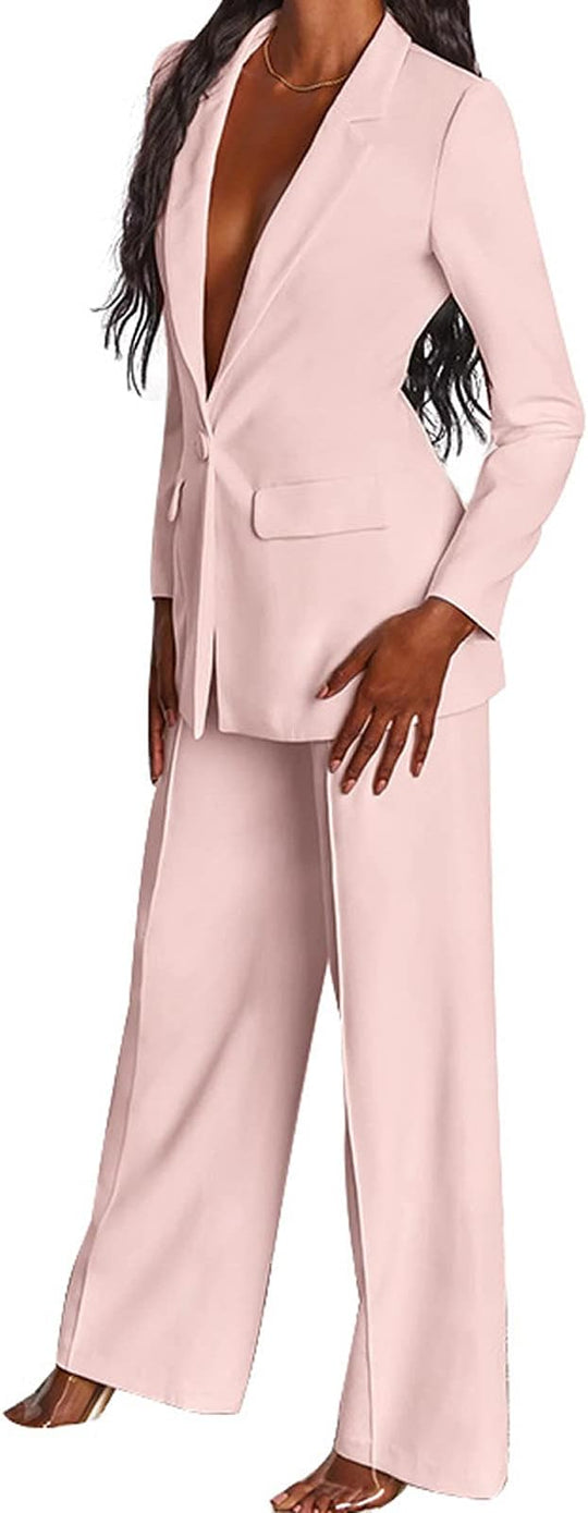 EB | Elegantes Ensemble Bestehend Aus Einem Edlen Blazer und Einer Eleganten Hose