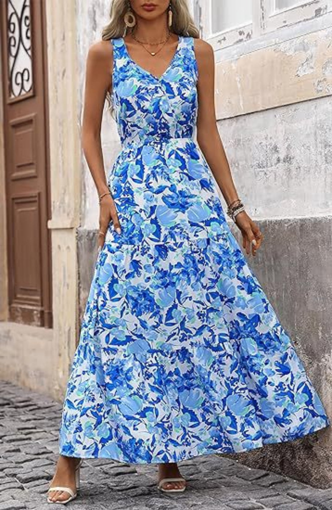 EB | Kleid mit V-Ausschnitt und elastischer Taille