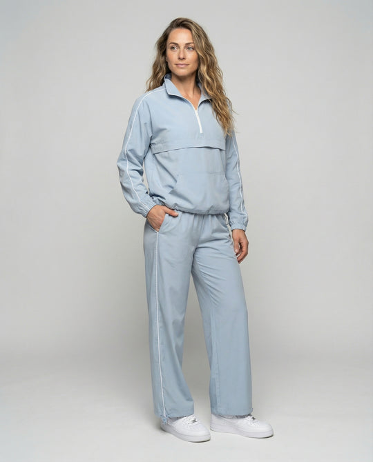 Damen sportliches Windbreaker-Set mit Stehkragen und seitlichen Eingrifftaschen EB