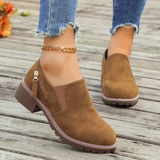 Bequeme Slipper mit flachem Absatz EB EB