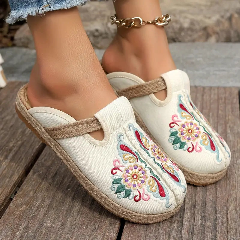 Flache Schuhe für Frauen mit floralem Muster EB