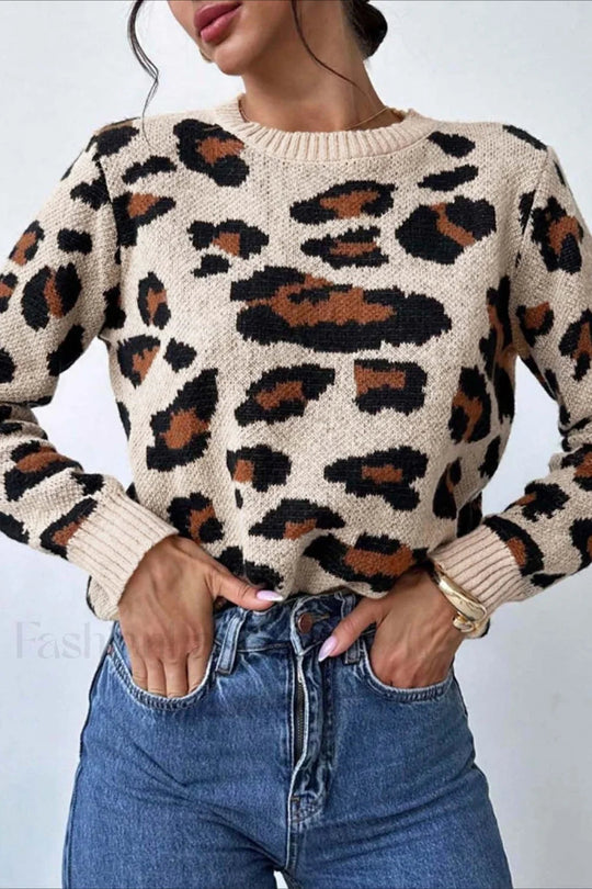 EB | Pullover mit Farbfeld und Leopardenmuster und Rundhalsausschnitt