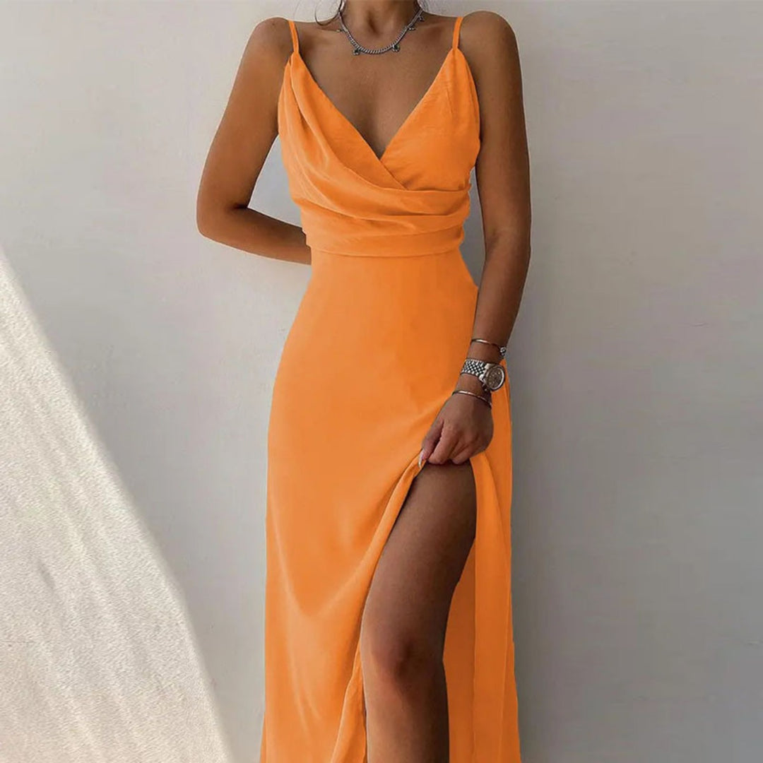 EB | Kleid mit Hosenträgern und V-Ausschnitt mit geteiltem Print