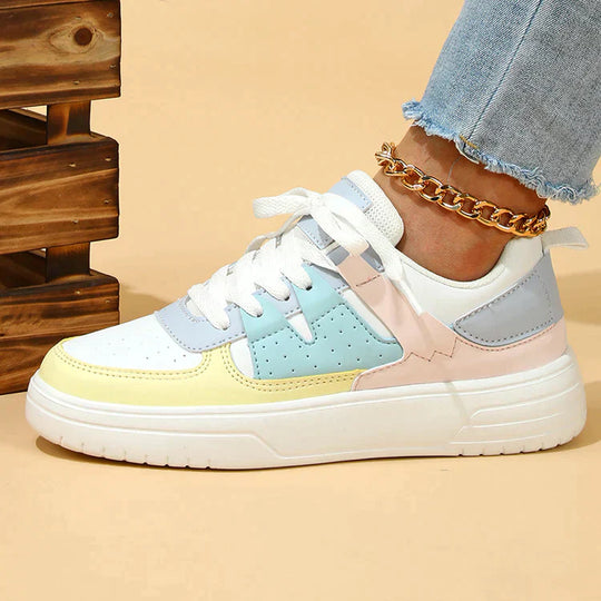 Mehrfarbige Schnürschuhe EB