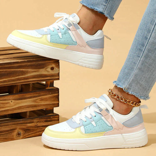 Mehrfarbige Schnürschuhe EB