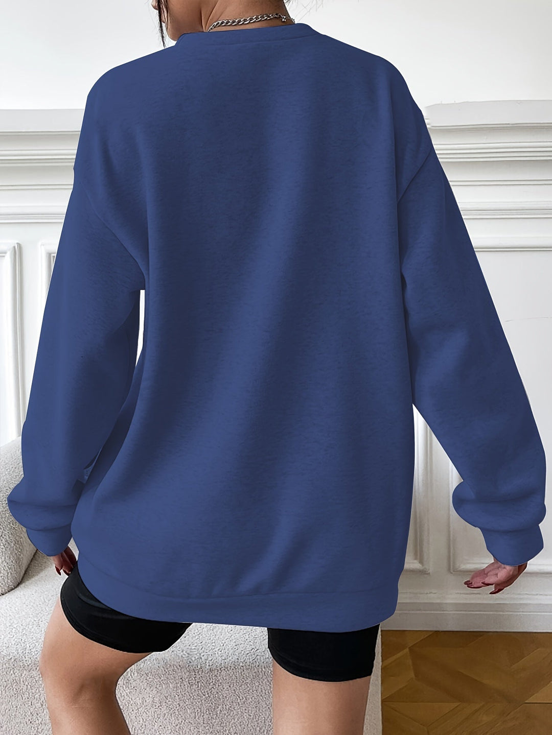 EB | Sweatshirt mit Gesichtsdruck Baumwolle Künstlerisch und Bequem
