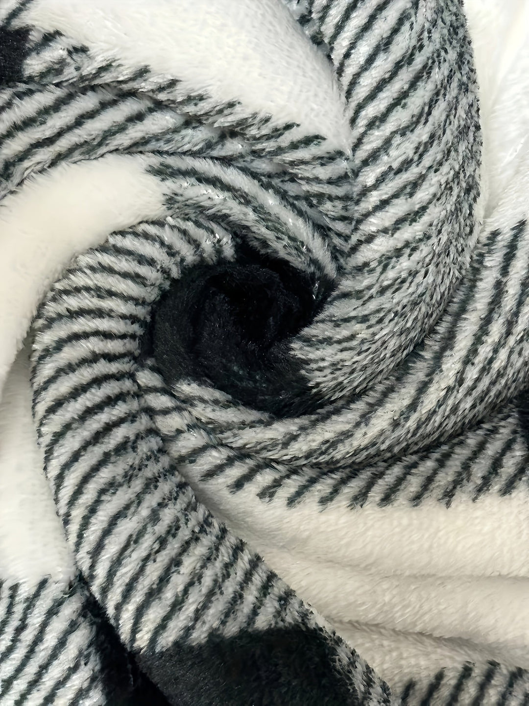 EB | Flannel Karierter Hoodie Baumwolle und Polyester Trendig und Komfortabel