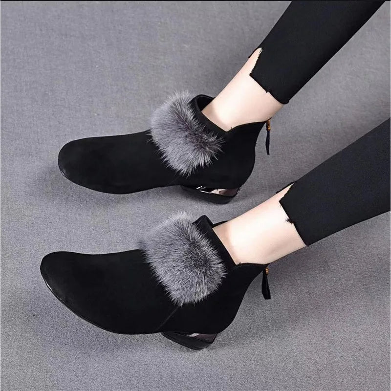 Gefütterte Stiefeletten mit rutschfester Sohle EB EB