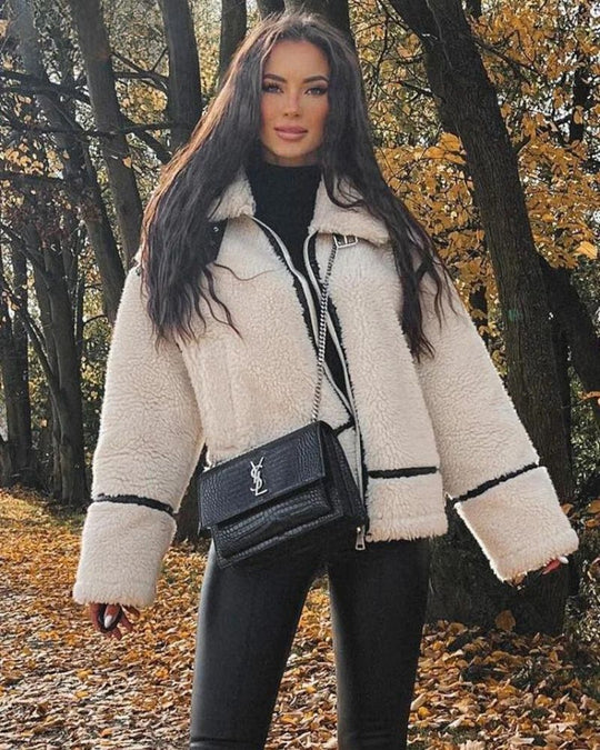 EB | Stilvolle Teddy Jacke