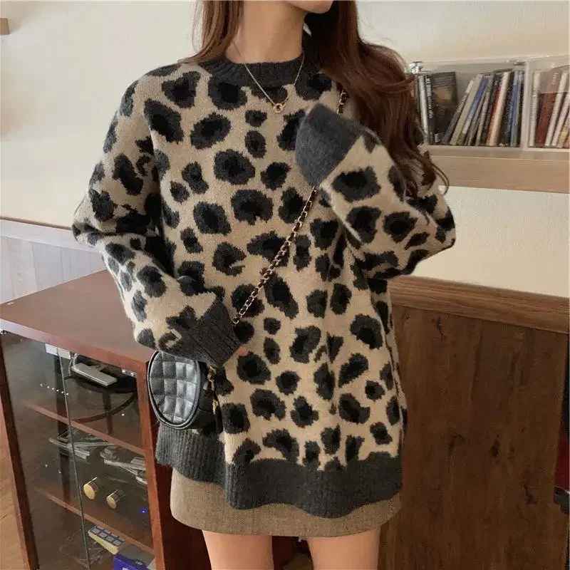 EB | Stylischer Pullover mit Leopardenmuster