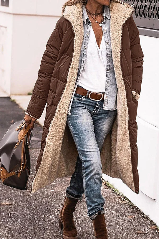 EB | Trendige Jacke mit Kapuze und Betontem Kragen