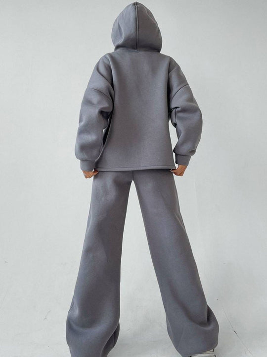 EB | Hoodie und Jogginganzug