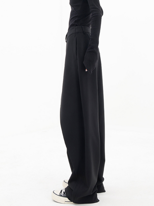 EB | Asymmetrische Baggy-Hose