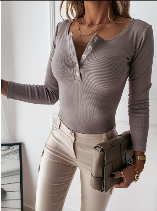 EB | Carin Geripptes Henley Tee